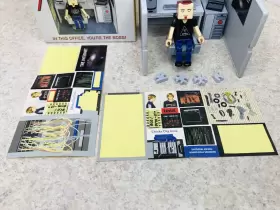 739048116502 ACCOUTREMENTS Cubes Tim Set Office Figure #3