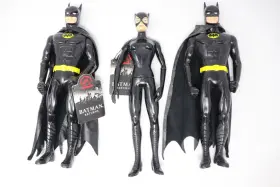 083361456730 APPLAUSE Batman Batwoman Action Figures