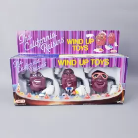 12415 APPLAUSE/NASTA Raisins Wind Up Toy Figurines Set #2