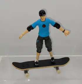 687203864020 ART ASYLUM Tony Hawk Figure Deck Board Loose #3