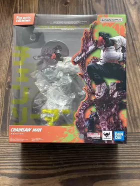 573102650528 BANDAI Figuarts Chainsaw Anime Denji Statue
