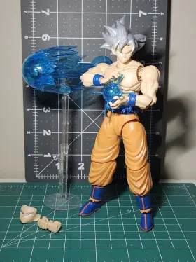 645075-2459529 BANDAI Figure Rise Dragon Ball Goku Ultra Kit
