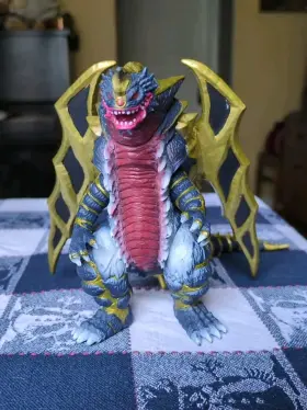 71725 BANDAI Ultraman Kaiju Ultra Monster King Mons Figure