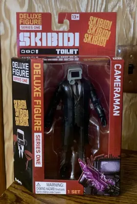 810054666929 BONKERS Skibidi Toilet Deluxe Cameraman Figure