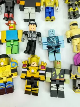82619316 ACTION Roblox Figures Toys #3