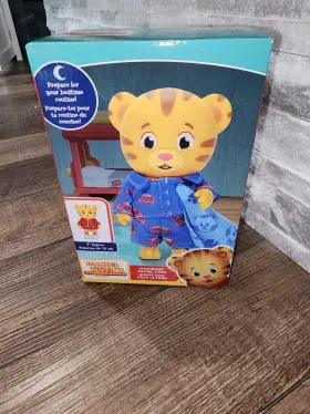 192995715523 DANIEL TIGERS NEIGHBORHOOD Night Tiger Tall Box