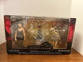 761568105742 DARK HORSE Mirrormask Pvc Figure Set Gryphon Box