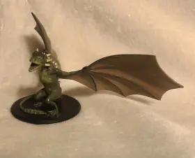 761568257540 DARK HORSE Game Thrones Rhaegal Statue Figure