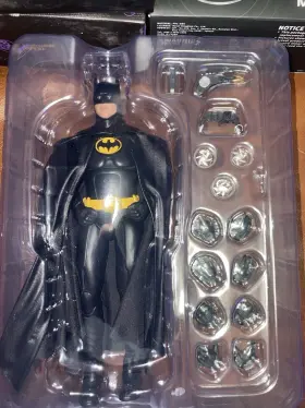 711385241037 BATMAN Beast Kingdom Dynamic Heroes Figure #2