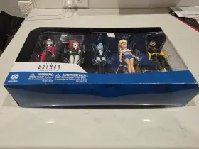 761941340869 DC COLLECTIBLES Girls Night Pack Batman