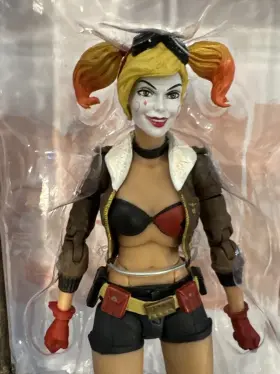 761941345536 DC COLLECTIBLES Designer Bombshells Ant Lucia