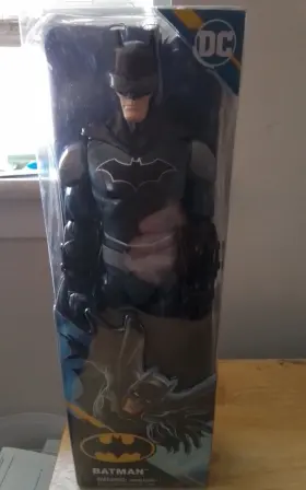 20138768 DC COMICS Batman Action Figure Doll Suit