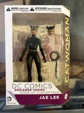 761941327259 DC COMICS Designer Jae Lee Catwoman Collectibles