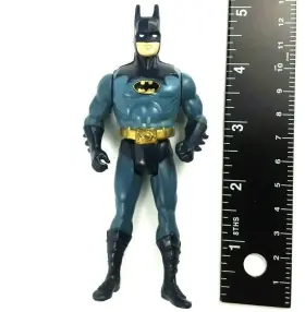 N0N3 DC COMICS Batman Knight Kenner Action Figure