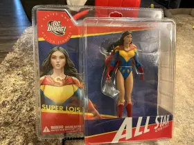 761941272573 STAR Lois Action Figures Comics Universe