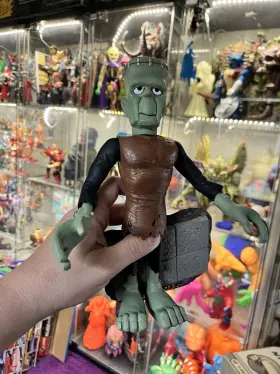 699788100288 DIAMOND SELECT Mad Monster Fang Figure
