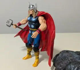 699788179079 DIAMOND SELECT Thor Action Figure Marvel #2