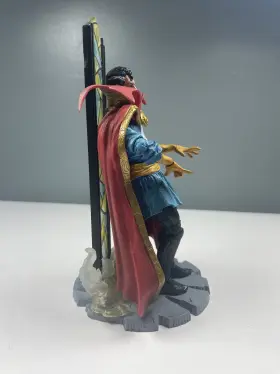 699788180785 DIAMOND SELECT TOYS Marvel Comics Doctor Strange #2