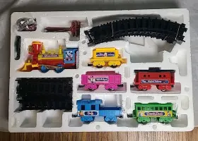 019071606578 DISNEY Battery Mickey Mouse Train Set Box