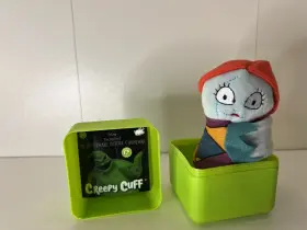 097629539080 DISNEY Creepy Cutie Cuff Sally Nightmare