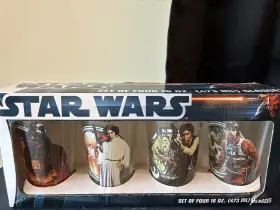 733966086923 DISNEY Star Wars Set Pint Glasses Darth Vader