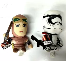 7622 DISNEY Star Wars Rey Force Awakens Stormtrooper