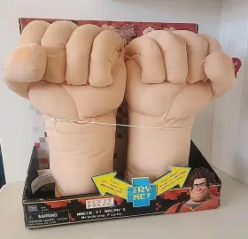 851766333396 DISNEY Wreck Ralph Wrecking Fists Sound Thinkway