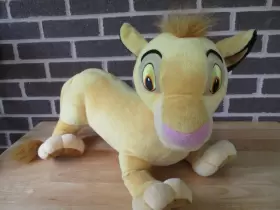 10251 DISNEY / HASBRO Lion King Cub Simba Firm Stuffed