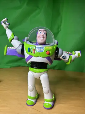 64069 DISNEY PIXAR Toy Story Buzz Lightyear Action Figure
