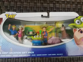 746775105150 DISNEY PIXAR Toy Story Barbie Ken Hawaii Pack #3
