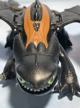 66620 DREAMWORKS Train Dragon Toothless Action Figure Toy