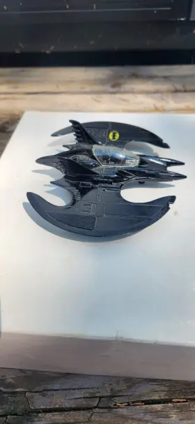 039OU ERTL Ftbatmanft Batwing Die Cast Toy