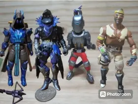 811707033068 FORTNITE Action Figure Bandolier Raven Llama Zag