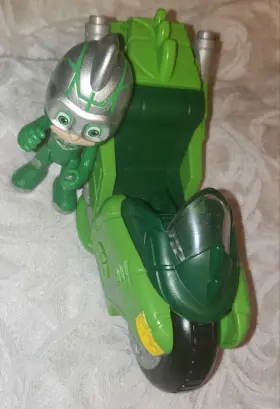886144959585 FROG BOX Pj Masks Kickback Gekko Figure Set #3