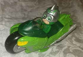 886144959585 FROG BOX Pj Masks Kickback Gekko Figure Set