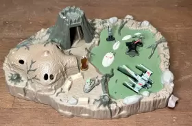 047246658596 GALOOB Micro Star Wars Planet Dagobah Action