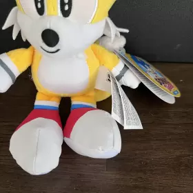 77346 GREAT EASTERN ENTERTAINMENT Sonic Hedgehog Holding Its #3