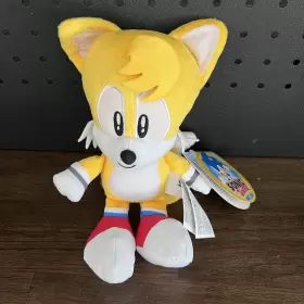 77346 GREAT EASTERN ENTERTAINMENT Sonic Hedgehog Holding Its