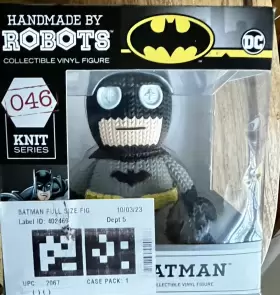 818730020676 HANDMADE BY ROBOTS Comics Batman Figure Knit