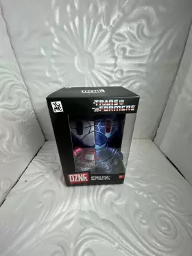 19309 HASBRO Dznr Transformers Optimus Prime Bumblebee Yume