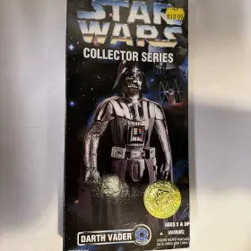 27726 HASBRO Star Wars Collector Darth Vader Action Figure