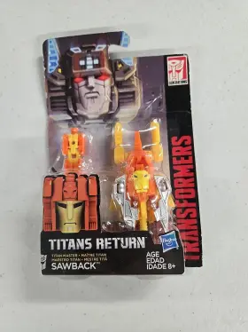 630509494361 HASBRO Transformers Generations Figure Titan