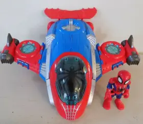 630509761906 HASBRO Spiderman Jetquarters Heroes Adventures