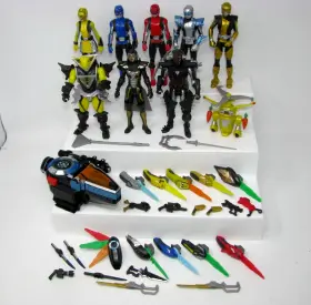 630509953745 HASBRO Power Rangers Beast Wrist Morphers Robo