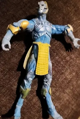 653569569626 HASBRO Marvel Thor Mighty Avenger Invasion Frost #2