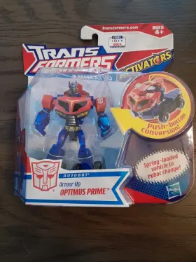 9FCC7555 HASBRO Transformers Animated Activators Optimus Push