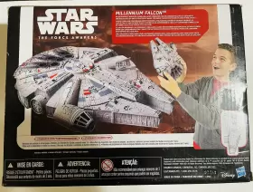 B3075 HASBRO Star Wars Force Awakens Millennium Falcon #2