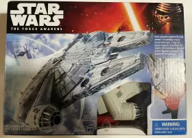 B3075 HASBRO Star Wars Force Awakens Millennium Falcon