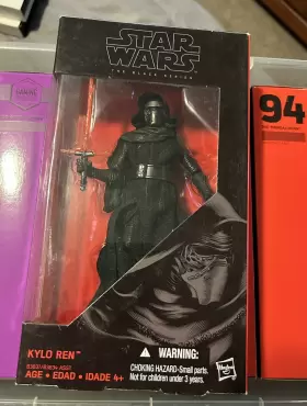 E4076 HASBRO Star Wars Supreme Leader Kylo Ren Toy Scale