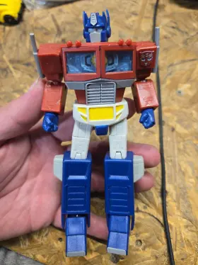 E7845 HASBRO Transformers Optimus Prime Action Figure